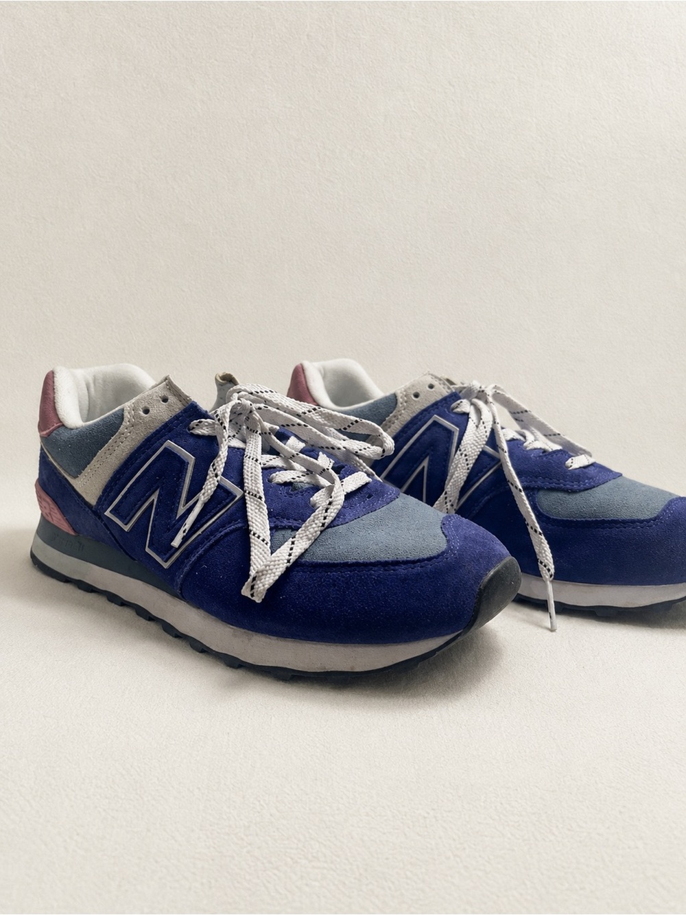 New Balance 574 Blue Pink Suede Sneakers | Women’s 10 / Men’s 8.5